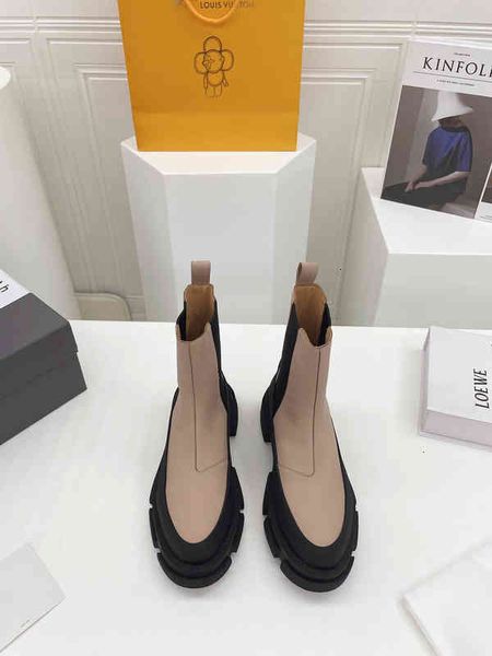 boots mona net red same thick soled straight boots autumn and winter mid barrel martin are thin versatile short, Black
boots mona net red same thick soled straight boots autumn and winter mid barrel martin are thin versatile short, Black