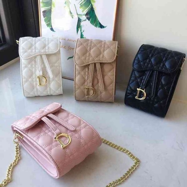 2022 new designer handbags lingge chain women's shoulder candy color size set summer new change mobile phone small
2022 new designer handbags lingge chain women's shoulder candy color size set summer new change mobile phone small