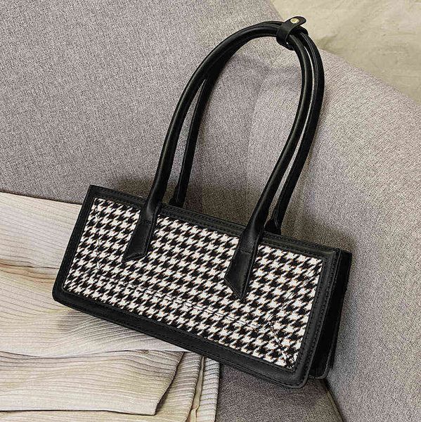 pu leather phone lipstick bag with short handle for women 2022 cute shoulder bag handbag and purses brand designer underarm pack g220509
pu leather phone lipstick bag with short handle for women 2022 cute shoulder bag handbag and purses brand designer underarm pack g220509