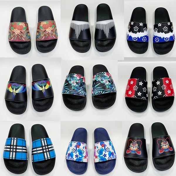 high luxury slides designer shoes sandals lady women slippers with correct flowers printing leather fashion men platform sneakers 36-45, Black
high luxury slides designer shoes sandals lady women slippers with correct flowers printing leather fashion men platform sneakers 36-45, Black