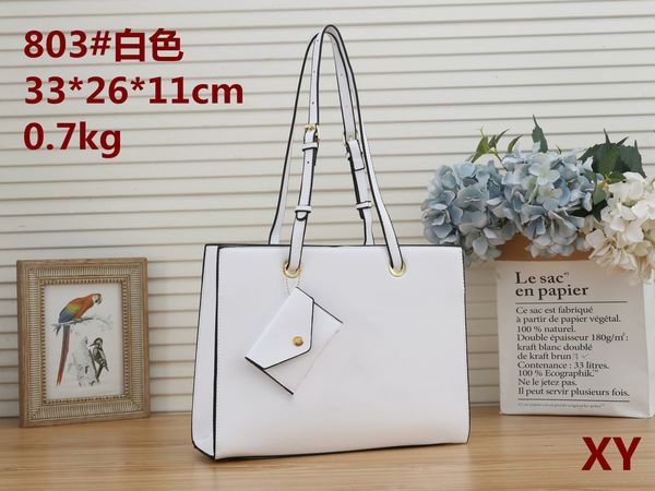 2022ss ladies luxury bright flap mini bags black denim cowboy crossbody designer bags classic handbags gold-tone metal chains shoulder bag f
2022ss ladies luxury bright flap mini bags black denim cowboy crossbody designer bags classic handbags gold-tone metal chains shoulder bag f