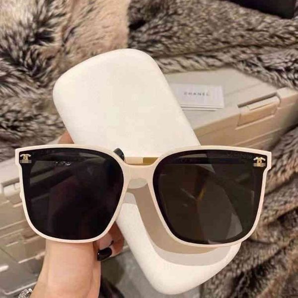 net red same small xiangfeng sunglass women's korean version metal large frame ins sunglass uv protection, White;black 
net red same small xiangfeng sunglass women's korean version metal large frame ins sunglass uv protection, White;black