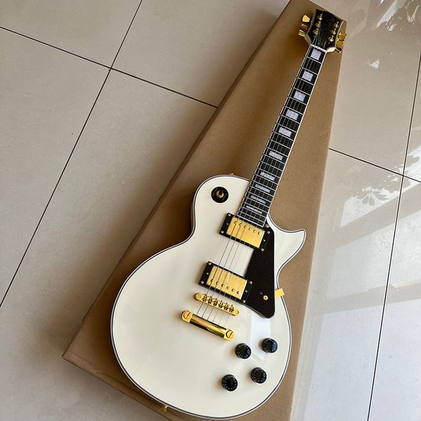 classic electric guitar white bright face body good handle good timbre seiko made delivery to home
classic electric guitar white bright face body good handle good timbre seiko made delivery to home