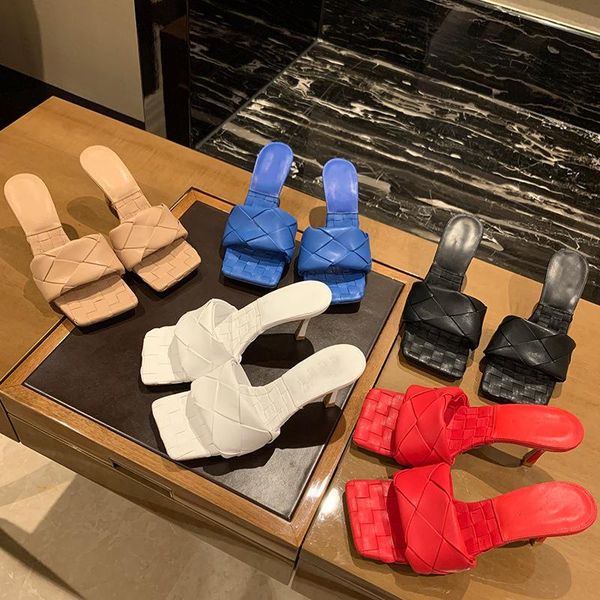 ladies lido sandals woven leather mules with squared sole women bottegas''venetas ucg, Black
ladies lido sandals woven leather mules with squared sole women bottegas''venetas ucg, Black
