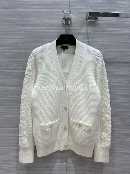 women's knits & tees autumn winter women's wear embossed hook flower v-neck button pleated loose cardigan coat, White
women's knits & tees autumn winter women's wear embossed hook flower v-neck button pleated loose cardigan coat, White