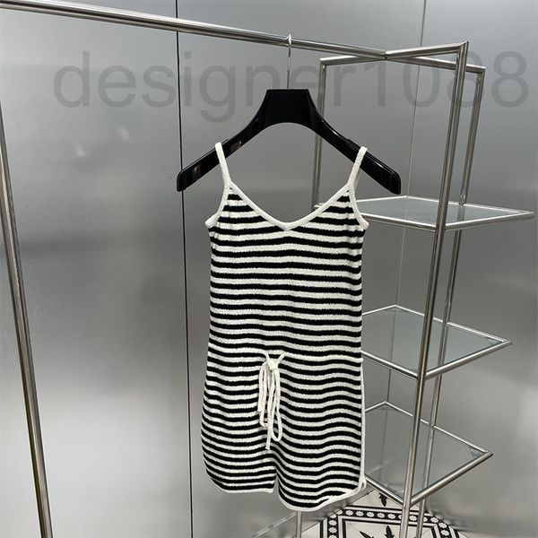 casual dresses designer women's 22 summer new v-neck black and white stripe backless bandage slim fitting knitted suspender drawstringl, Black;gray
casual dresses designer women's 22 summer new v-neck black and white stripe backless bandage slim fitting knitted suspender drawstringl, Black;gray