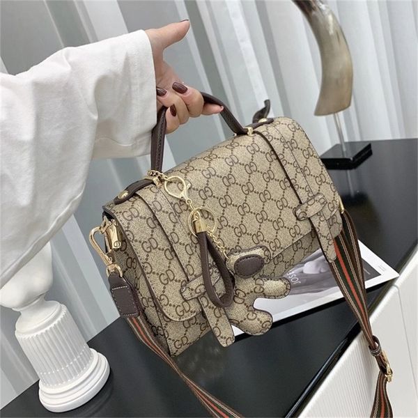 counter authentic new single messenger fashion trend simple leisure versatile women's purses outlet online
counter authentic new single messenger fashion trend simple leisure versatile women's purses outlet online