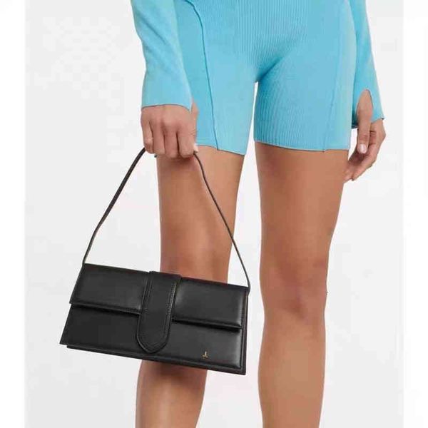 factory direct sale korean le bambino women's small long single shoulder hand underarm designer bag
factory direct sale korean le bambino women's small long single shoulder hand underarm designer bag