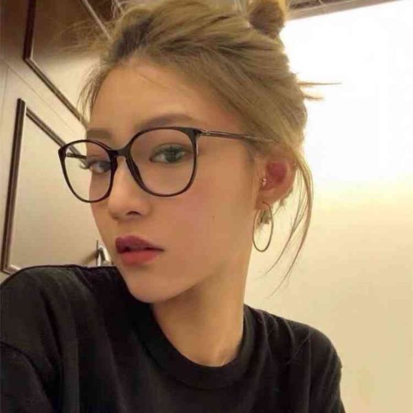 sunglasses xiaoxian eyeglass frame women's net red the same plain black round myopia, White;black
sunglasses xiaoxian eyeglass frame women's net red the same plain black round myopia, White;black
