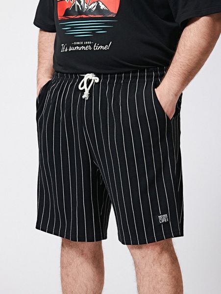 extended sizes men striped print drawstring waist patched detail shorts p8hf#, White;black
extended sizes men striped print drawstring waist patched detail shorts p8hf#, White;black