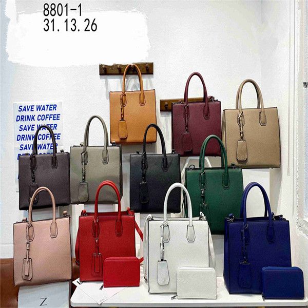 luxury women's bags handbags brand letter p fashion casual large size wallets two pieces crossbody handbags with shoulder straps
luxury women's bags handbags brand letter p fashion casual large size wallets two pieces crossbody handbags with shoulder straps
