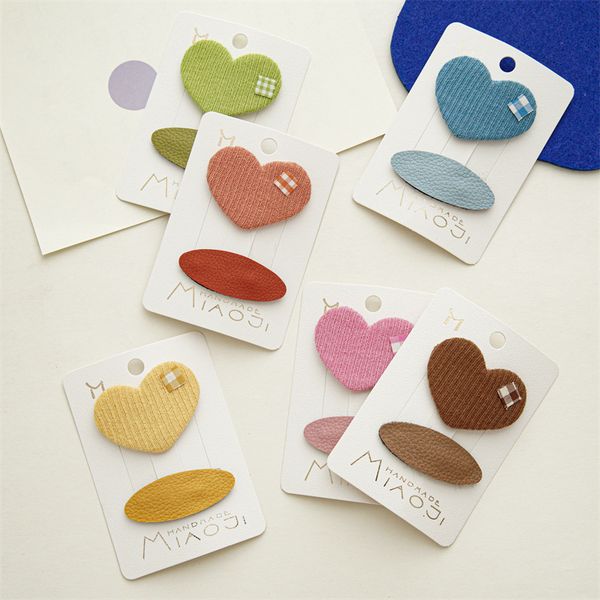 2 pieces children's cloth fabric love ellipse hair barrettes girl baby cute leather alloy edge hairpins european cartoon child ponytail, Golden;silver
2 pieces children's cloth fabric love ellipse hair barrettes girl baby cute leather alloy edge hairpins european cartoon child ponytail, Golden;silver