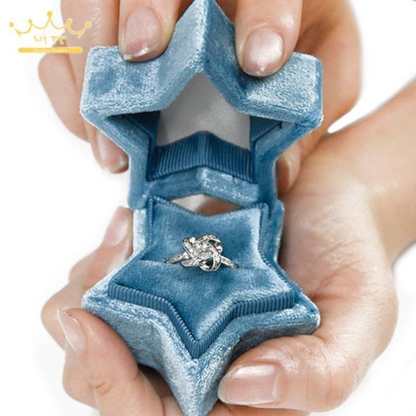 wholesale velvet star ring jewelry storage box luxury jewelry box velvet cloth proposal ring box cx220443, Silver
wholesale velvet star ring jewelry storage box luxury jewelry box velvet cloth proposal ring box cx220443, Silver