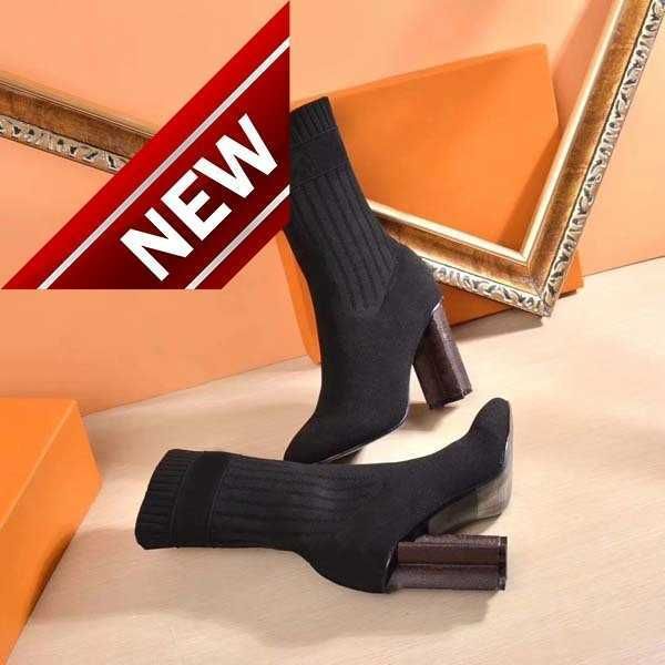 2020 woman shoes in autumn and winter knitted elastic boots luxury designer short boots socks boots large size 35-42 ladies fashion bo, Black
2020 woman shoes in autumn and winter knitted elastic boots luxury designer short boots socks boots large size 35-42 ladies fashion bo, Black