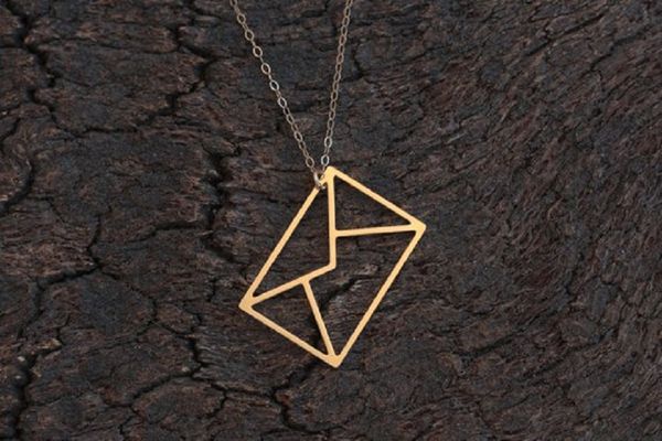 10pcs tiny geometric paper origami envelope necklace i love you letter email message necklace triangle square rectangle necklaces, Silver
10pcs tiny geometric paper origami envelope necklace i love you letter email message necklace triangle square rectangle necklaces, Silver