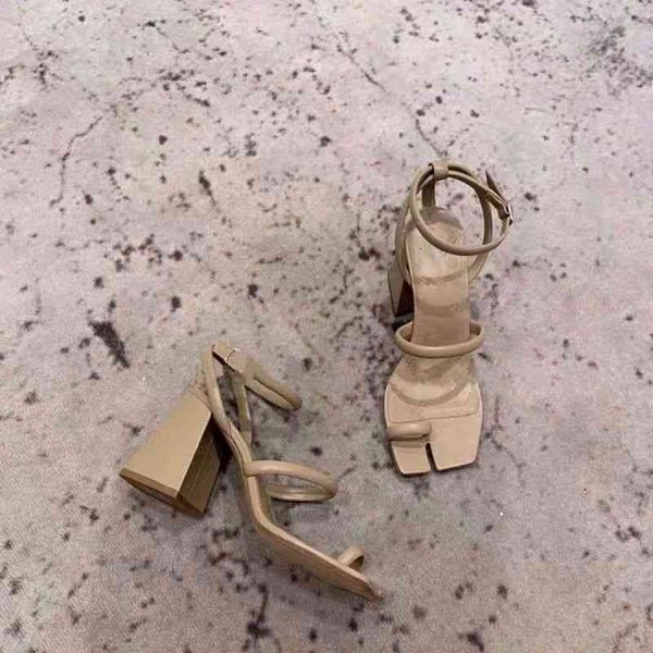 dress shoes spring and summer tabi split toe one-sided band clip sandals fairy style square head thick heel nude high heels gz0y, Black
dress shoes spring and summer tabi split toe one-sided band clip sandals fairy style square head thick heel nude high heels gz0y, Black