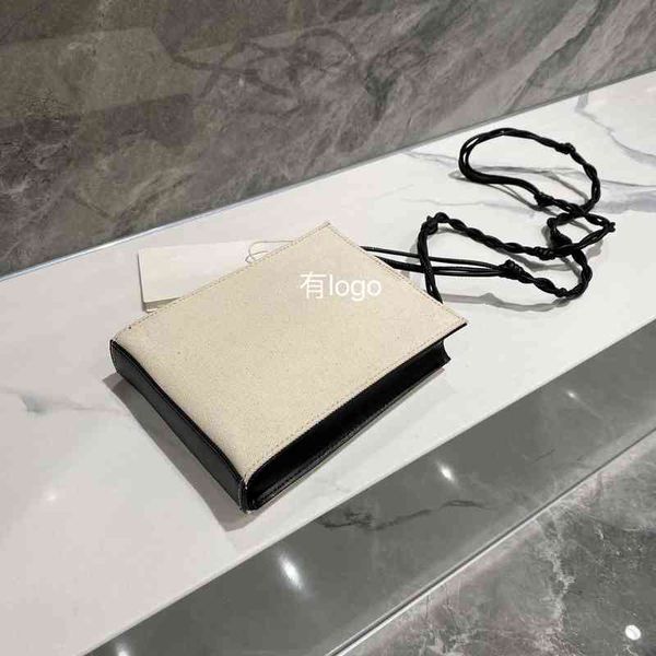 sales jil canvas small square bag single shoulder vertical tote women's splicing leather mobile phone
sales jil canvas small square bag single shoulder vertical tote women's splicing leather mobile phone