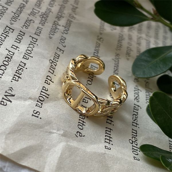 80% off wholesale shop family's new ring for women's simple open hand decoration, personalized ring, adjustable, Silver
80% off wholesale shop family's new ring for women's simple open hand decoration, personalized ring, adjustable, Silver