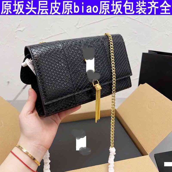 messenger y family female crocodile pattern small square chain cow leather high sense high sense ins super fire
messenger y family female crocodile pattern small square chain cow leather high sense high sense ins super fire