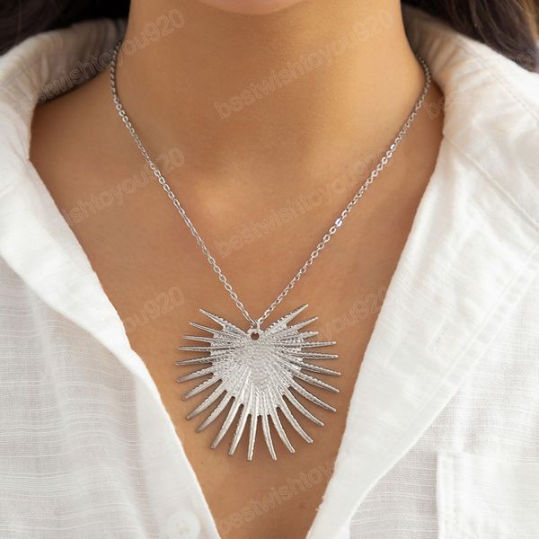 hip hop long chain with love heart pendant necklaces for women big geometry necklace fashion jewelry for neck girl gift, Silver
hip hop long chain with love heart pendant necklaces for women big geometry necklace fashion jewelry for neck girl gift, Silver