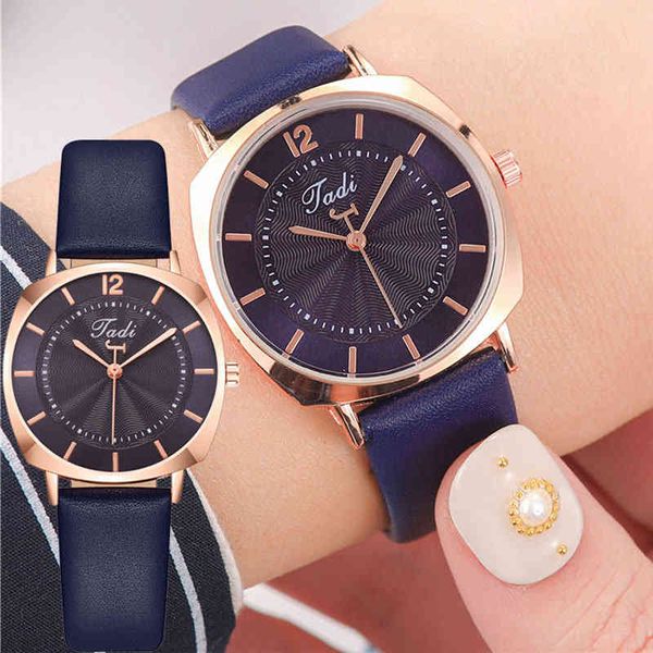 selling simple scale digital ladi' belt leisure trend classic rose gold ladi' quartz watch, Slivery;golden
selling simple scale digital ladi' belt leisure trend classic rose gold ladi' quartz watch, Slivery;golden