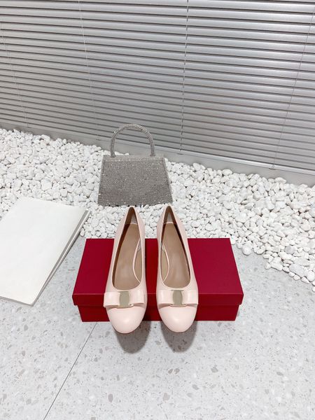 women sandals luxury designer fashion ladies casual shoes bow decoration sandal spring summer necessery, Black
women sandals luxury designer fashion ladies casual shoes bow decoration sandal spring summer necessery, Black