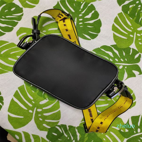 mobile phone package shoulder bag brand mini men off yellow 2022ss canvas belt high white chest bag multi purpose satchel shoulderr
mobile phone package shoulder bag brand mini men off yellow 2022ss canvas belt high white chest bag multi purpose satchel shoulderr