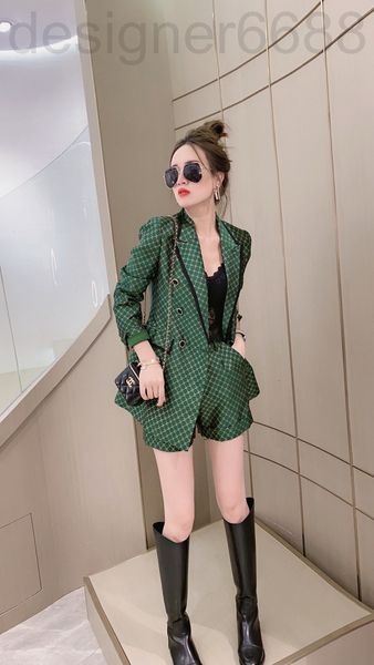 casual dresses designer high end light cooked suit autumn and winter royal sister temperament shorts two-piece set, foreign style fashion 50, Black;gray
casual dresses designer high end light cooked suit autumn and winter royal sister temperament shorts two-piece set, foreign style fashion 50, Black;gray