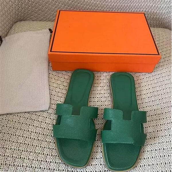 luxury designer slippers beach classic flat woman summer lady cartoon big head leather l bath fashion h35-42 women shoes large size, Black
luxury designer slippers beach classic flat woman summer lady cartoon big head leather l bath fashion h35-42 women shoes large size, Black