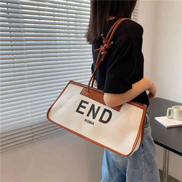2022 luxury bags printed canvas large capacity one armpit women's bag summer portable briefcase
2022 luxury bags printed canvas large capacity one armpit women's bag summer portable briefcase