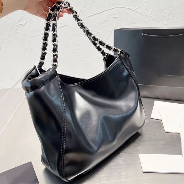 2022ss f/w erly fall france womens vinatge horns shopping bags silver metal hardware matelasse chain shoulder large capacity calfskin tote d
2022ss f/w erly fall france womens vinatge horns shopping bags silver metal hardware matelasse chain shoulder large capacity calfskin tote d