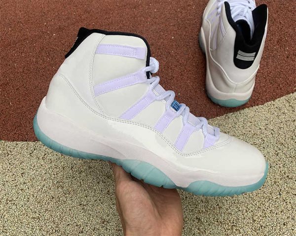 jumpman 11 high legend blue basketball shoes white-blue real carbon fiber 11s trainer sports stylist fashion sneakers come with, Black
jumpman 11 high legend blue basketball shoes white-blue real carbon fiber 11s trainer sports stylist fashion sneakers come with, Black