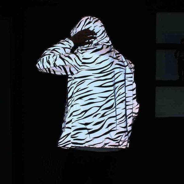 new men's autumn men /women windbreaker 3m reflective jacket casual hip hop hooded coats streetwear night shiny harajuku jackets t22081, Black;brown
new men's autumn men /women windbreaker 3m reflective jacket casual hip hop hooded coats streetwear night shiny harajuku jackets t22081, Black;brown
