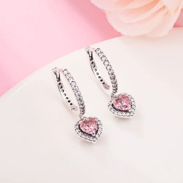 authentic 925 sterling silver sparkling halo heart hoop earrings luxury for women 2022 new mother's day girls fit pandora fashion, Golden;silver
authentic 925 sterling silver sparkling halo heart hoop earrings luxury for women 2022 new mother's day girls fit pandora fashion, Golden;silver