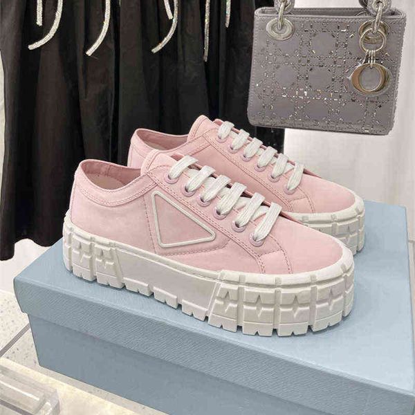 2022 brand summer new p family thick bottom muffin pink small white shoes triangular increased fashion casual canvas shoes biscuit shoes, Black;white
2022 brand summer new p family thick bottom muffin pink small white shoes triangular increased fashion casual canvas shoes biscuit shoes, Black;white