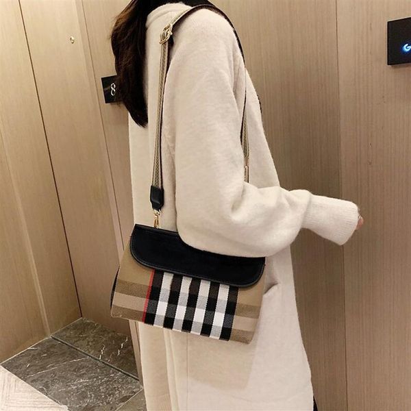 whole canvas big brand fashion hip-hop ladies shoulder bag female chest bag ladies casual bracelet handbag retro presbyopic wa284g
whole canvas big brand fashion hip-hop ladies shoulder bag female chest bag ladies casual bracelet handbag retro presbyopic wa284g