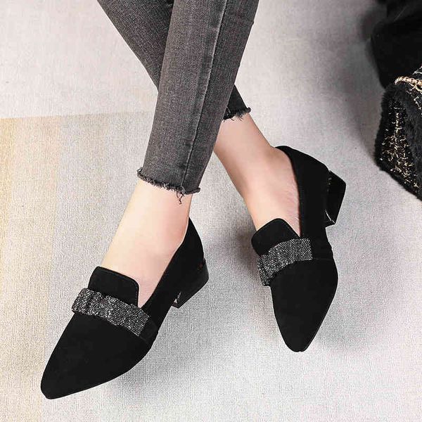 dress shoes medium heeled shoes women's matte leather temperament spring and autumn large pointed single shoes, versatile fashion thick, Black
dress shoes medium heeled shoes women's matte leather temperament spring and autumn large pointed single shoes, versatile fashion thick, Black