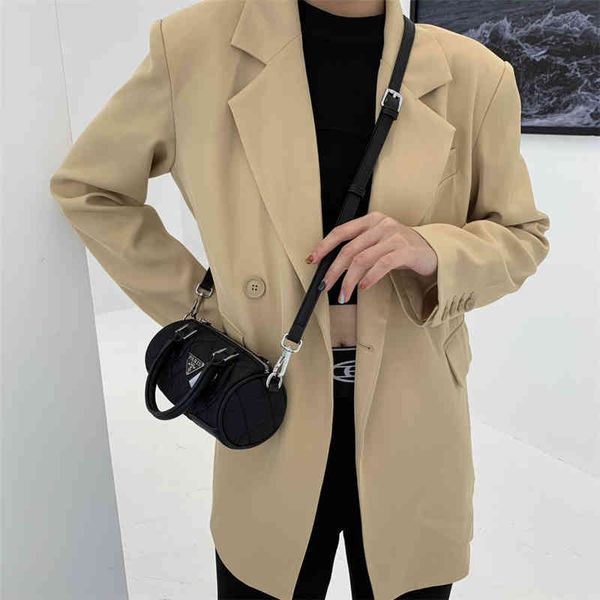 handbags high sense small square triangular lock cylinder sling one shoulder oblique span oxford cloth embroidered wire rhombic
handbags high sense small square triangular lock cylinder sling one shoulder oblique span oxford cloth embroidered wire rhombic