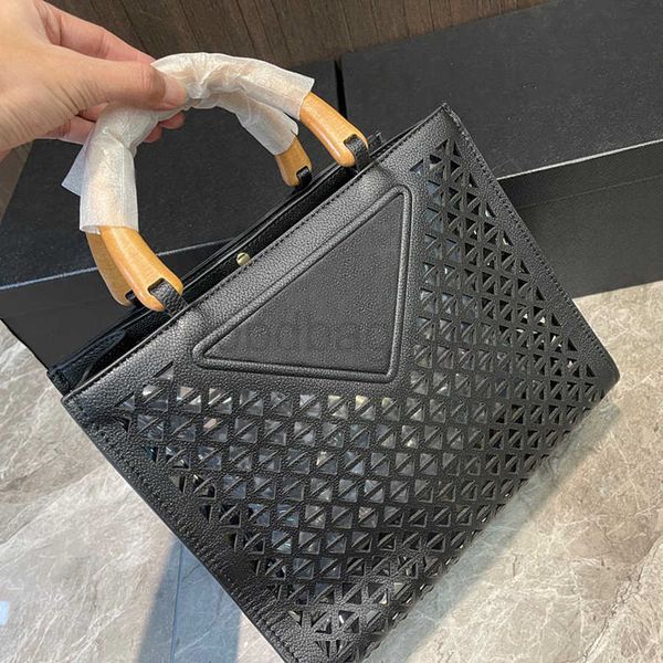 9a for beach bags 2022 leather designer handbags quality armpit ladies shoulder bag baguette multi-color fashion wholesale
9a for beach bags 2022 leather designer handbags quality armpit ladies shoulder bag baguette multi-color fashion wholesale