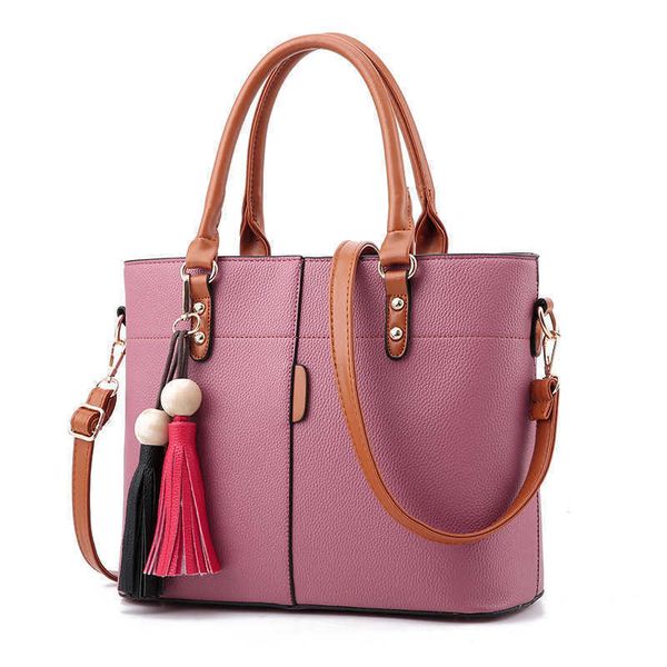 2022 fashion lychee pattern handbag large capacity leisure tassel atmosphere one shoulder messenger bag
2022 fashion lychee pattern handbag large capacity leisure tassel atmosphere one shoulder messenger bag
