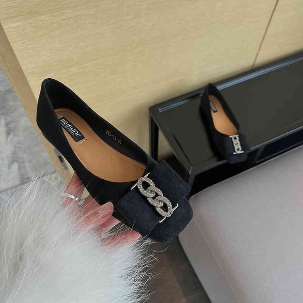 sandals style temperament square head flat shoes spring and autumn metal versatile low heel shallow mouth soft leather sole women's rx6, Black
sandals style temperament square head flat shoes spring and autumn metal versatile low heel shallow mouth soft leather sole women's rx6, Black