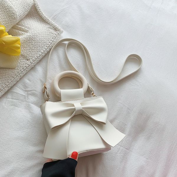 designer bag women 6 colours bow handbag artwork bucket fashion bag
designer bag women 6 colours bow handbag artwork bucket fashion bag