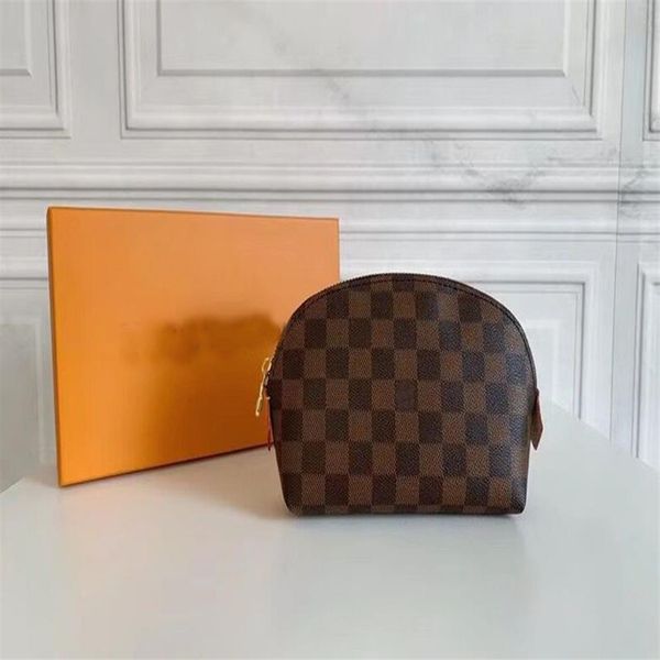 new fashion designer women's cosmetic bag pu leather m47515 waterproof beauty wash large capacity portable pattern travel box255e
new fashion designer women's cosmetic bag pu leather m47515 waterproof beauty wash large capacity portable pattern travel box255e