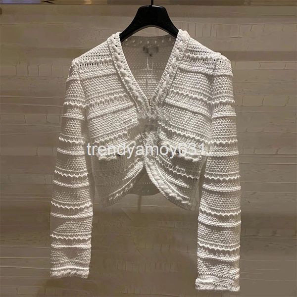 women's sweaters 21 xiaxin small fragrance stripe lace hollowed out v-neck knitted cardigan short long sleeve coat, White;black
women's sweaters 21 xiaxin small fragrance stripe lace hollowed out v-neck knitted cardigan short long sleeve coat, White;black