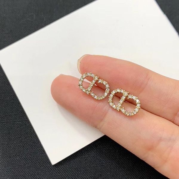 factory retail and wholesale d family dijia pair of letters diamond cd earrings female fashion hollow out personalized light luxury jewelry, Golden
factory retail and wholesale d family dijia pair of letters diamond cd earrings female fashion hollow out personalized light luxury jewelry, Golden