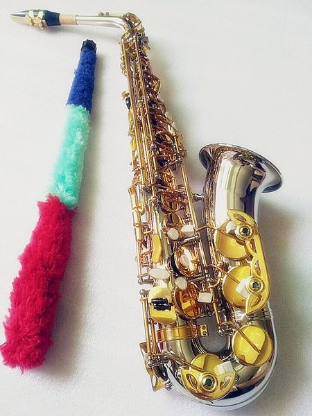 new high-quality alto saxophone instruments nickel-plated silver mouthpiece and cas
new high-quality alto saxophone instruments nickel-plated silver mouthpiece and cas