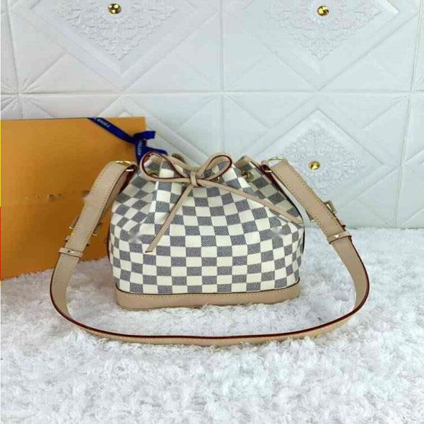 1 ggs lvs louiseity viutonitys louiss vuttonss luxury brand bucket strap long bags shoulder drawstring handbag casual women the cr wrib, Brown;gray
1 ggs lvs louiseity viutonitys louiss vuttonss luxury brand bucket strap long bags shoulder drawstring handbag casual women the cr wrib, Brown;gray