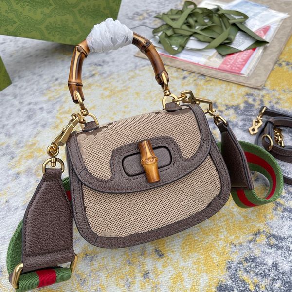designer women's leather jumbo logos printed diana mini tote bags hardware bamboo handles female totes crossbody beach shopping bag han
designer women's leather jumbo logos printed diana mini tote bags hardware bamboo handles female totes crossbody beach shopping bag han