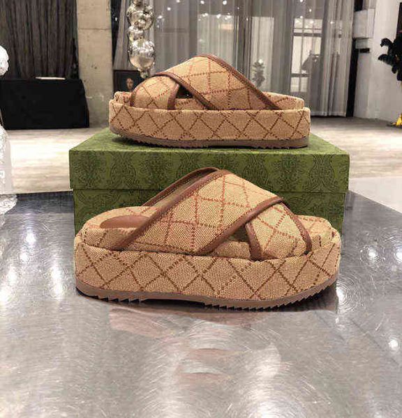 fashion -2022 designer designs camouflage pattern women's slippers fashion beach thick bottom luxury platform with letter crossed sanda, Black
fashion -2022 designer designs camouflage pattern women's slippers fashion beach thick bottom luxury platform with letter crossed sanda, Black