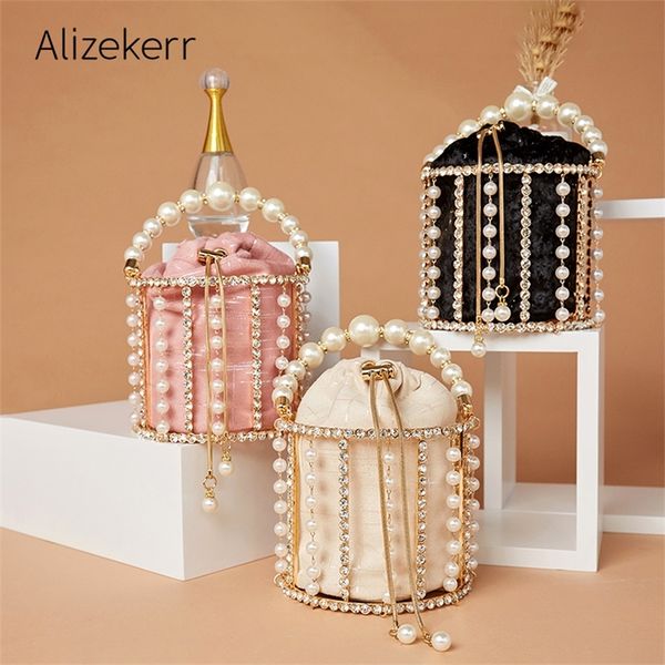 rhinestones evening pearl clutch bag women luxury handmade diamond beaded bucket purses and handbags bridal wedding party sweet 220810
rhinestones evening pearl clutch bag women luxury handmade diamond beaded bucket purses and handbags bridal wedding party sweet 220810